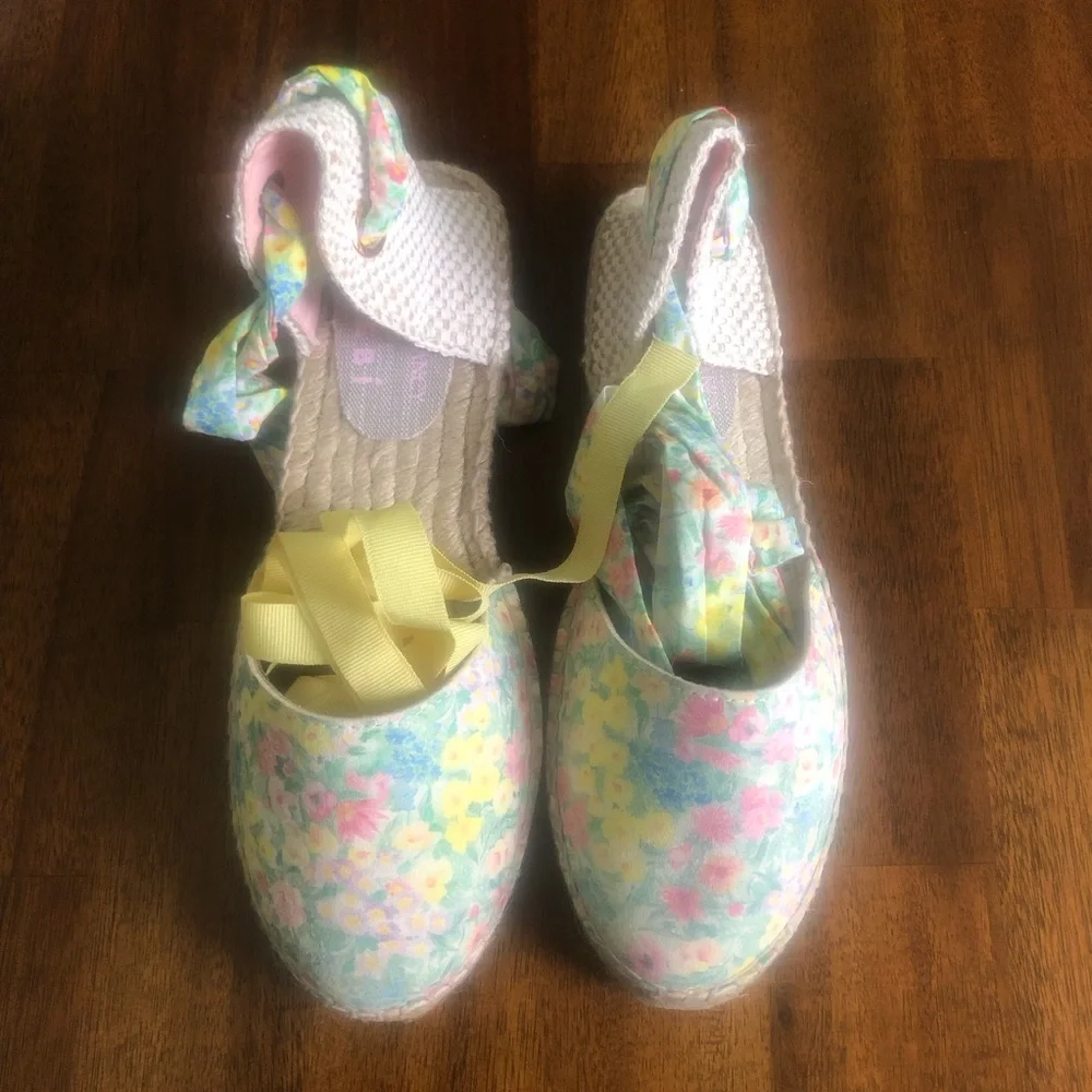 NIB $175 LoveShackFancy x Manabi Valencia Espadrilles in Rainbow Skies - size 37